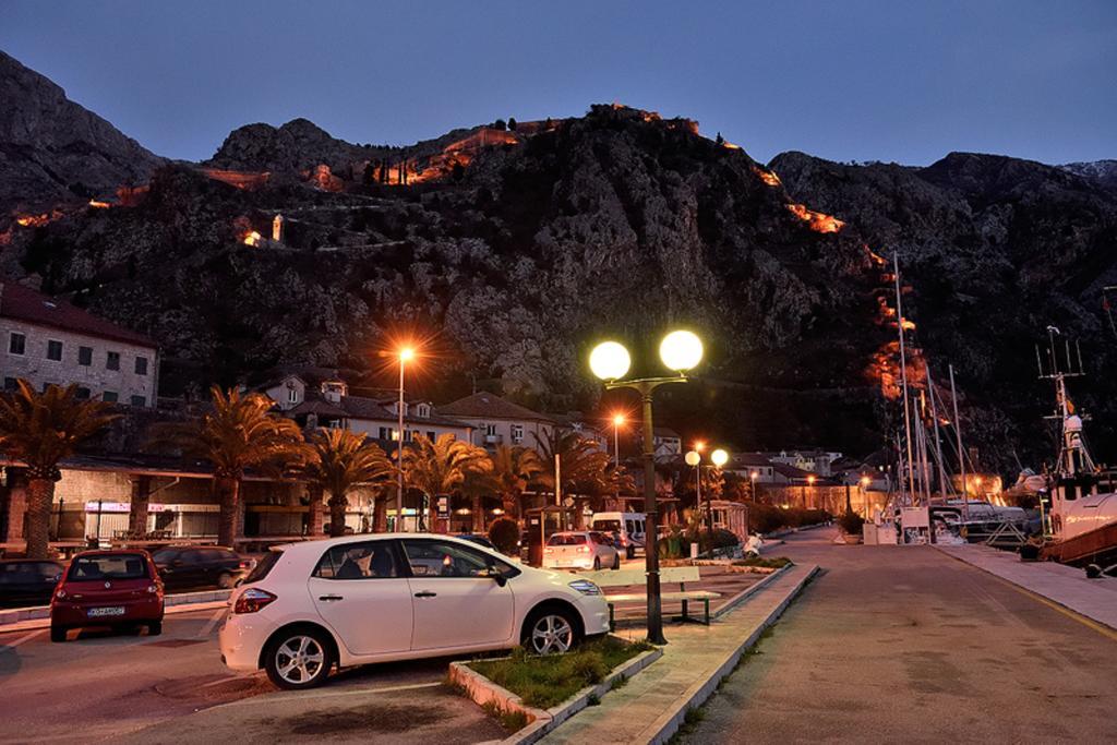 Apartments Ana Kotor Extérieur photo